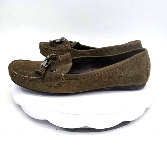 Stuart Weitzman Shoe Women 8 M Green Flats Tassel Loafers - Picture 1 of 9